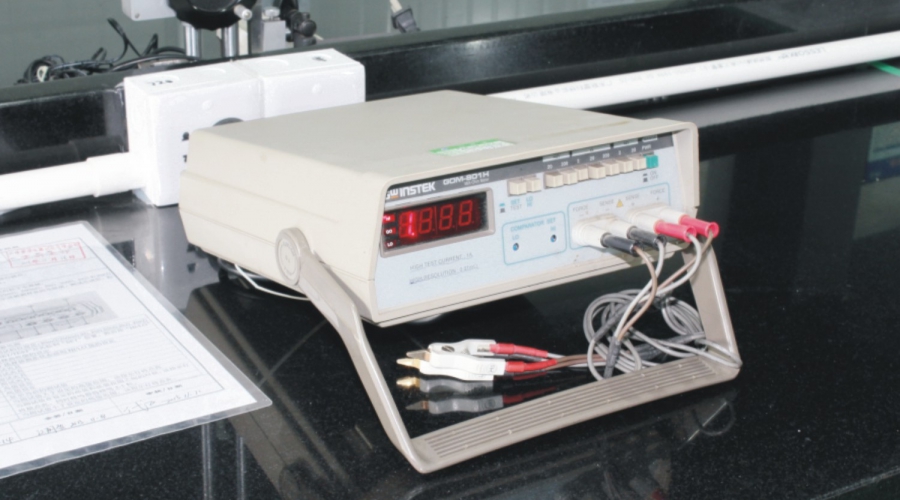 DC low resistance tester